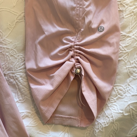 Lululemon crop pants - Picture 4 of 4